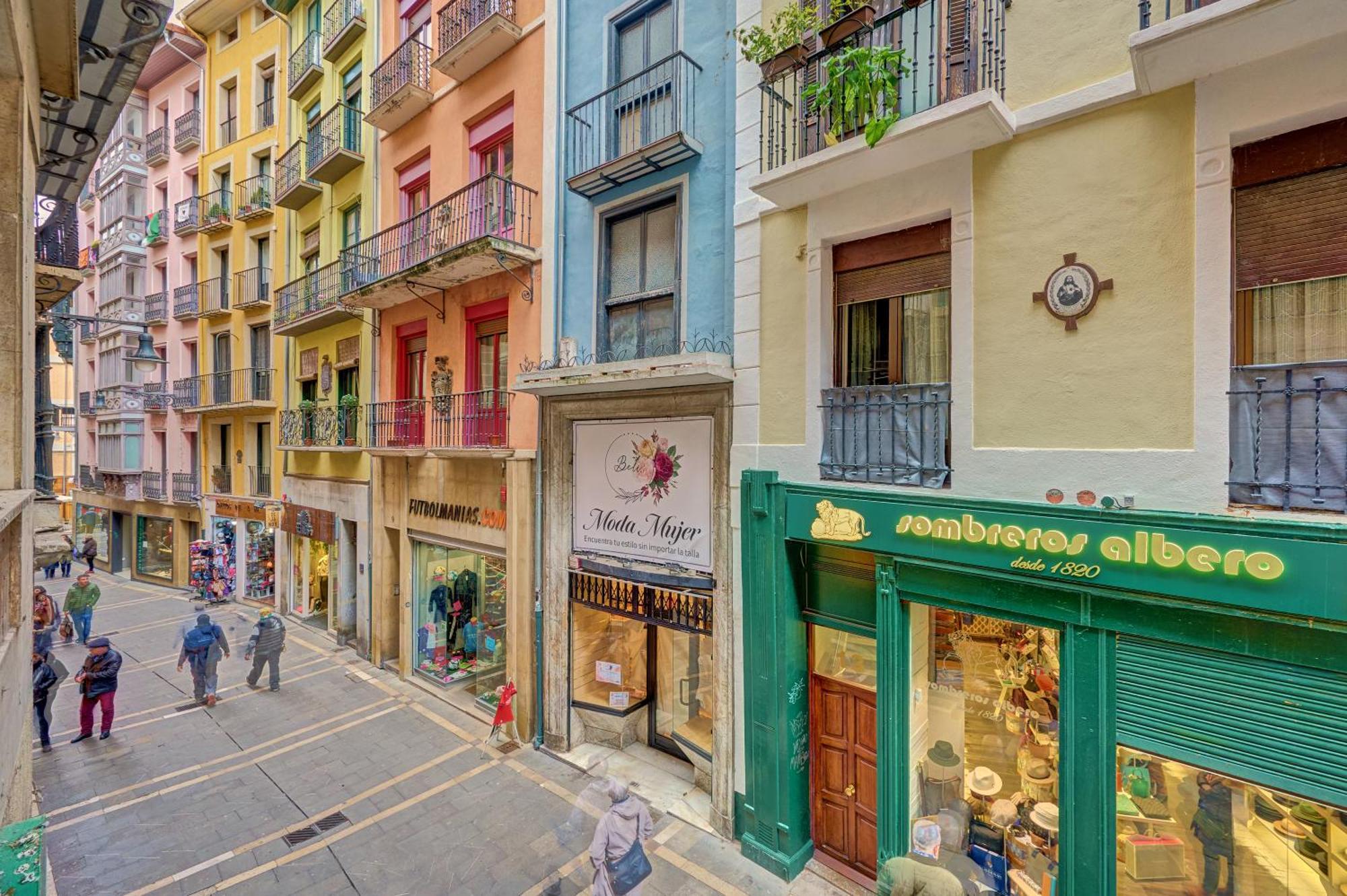 Casa Andrea By Clabao Apartment Pamplona Exterior photo